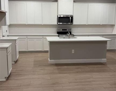 2212 Sienna Spruce Street - Photo Thumbnail 5
