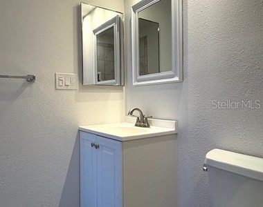 1901 Andover Way - Photo Thumbnail 27