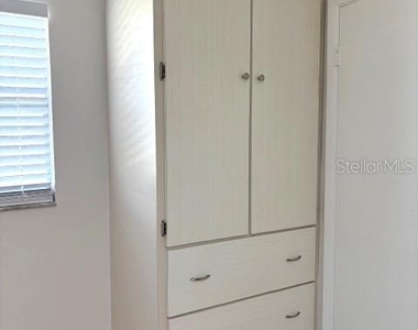 1901 Andover Way - Photo Thumbnail 23