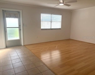 1901 Andover Way - Photo Thumbnail 5
