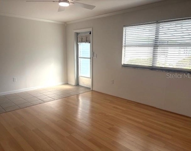 1901 Andover Way - Photo Thumbnail 4