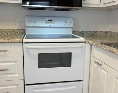 1901 Andover Way - Photo Thumbnail 11