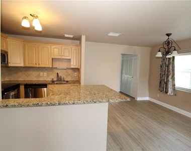 2202 Clubhouse Drive - Photo Thumbnail 5