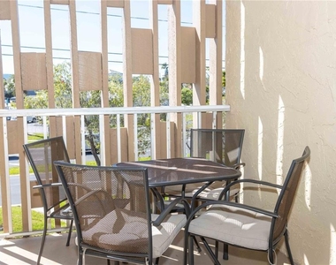 105 Island Way - Photo Thumbnail 14