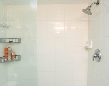 105 Island Way - Photo Thumbnail 25