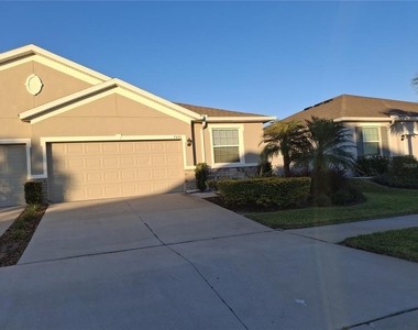 7891 Stonebrook Circle - Photo Thumbnail 2