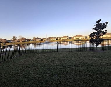 7891 Stonebrook Circle - Photo Thumbnail 7