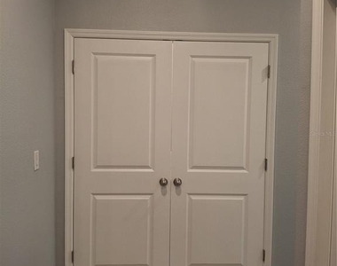 7891 Stonebrook Circle - Photo Thumbnail 19