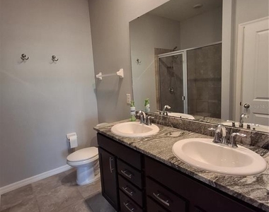 7891 Stonebrook Circle - Photo Thumbnail 31