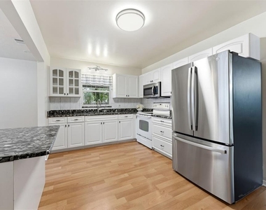 2711 W Heiter Street - Photo Thumbnail 2