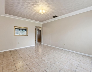 2711 W Heiter Street - Photo Thumbnail 20