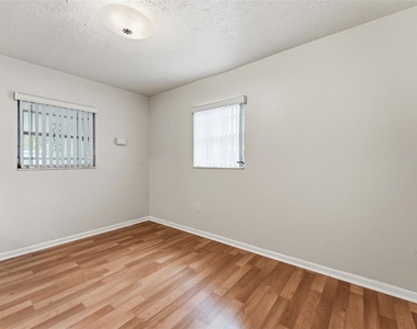 2711 W Heiter Street - Photo Thumbnail 23