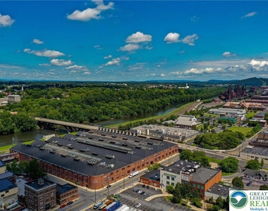 11 W 2nd Street - Photo Thumbnail 12
