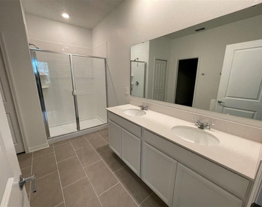 660 Tanaro Lane - Photo Thumbnail 19