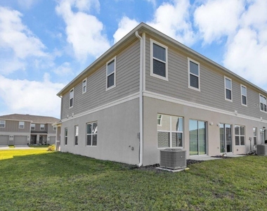1513 Mirabella Circle - Photo Thumbnail 2