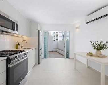 1366 Wilson Ave - Photo Thumbnail 2