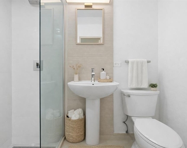 1366 Wilson Ave - Photo Thumbnail 6