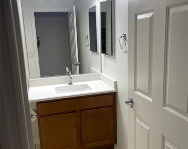 2614 Dartford Terrace - Photo Thumbnail 13