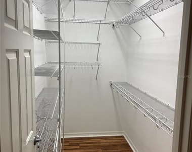 2614 Dartford Terrace - Photo Thumbnail 16