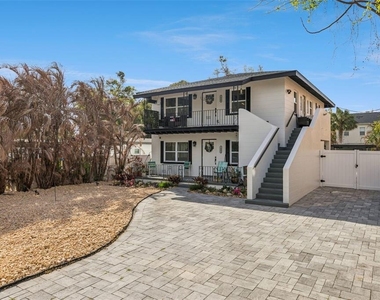 124 E Harding Street - Photo Thumbnail 2