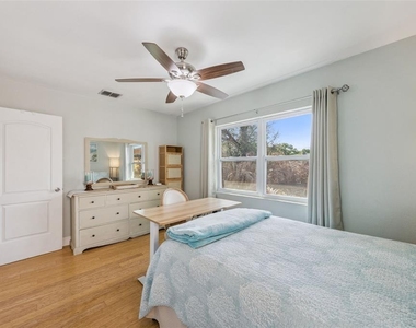 124 E Harding Street - Photo Thumbnail 14
