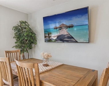 124 E Harding Street - Photo Thumbnail 6