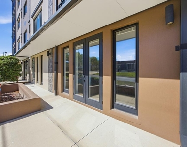 100 N Dewey Street - Photo Thumbnail 17