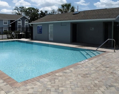 4240 Pershing Pointe Place - Photo Thumbnail 8
