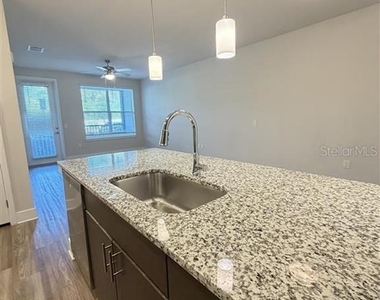 570 Academy Drive - Photo Thumbnail 17