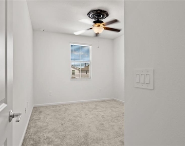 7428 Stone Creek Trail - Photo Thumbnail 26