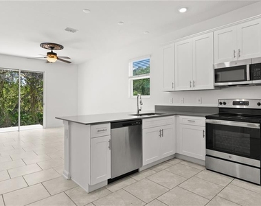 7428 Stone Creek Trail - Photo Thumbnail 7