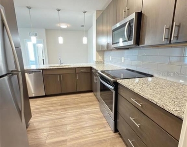 541 Academy Drive - Photo Thumbnail 19