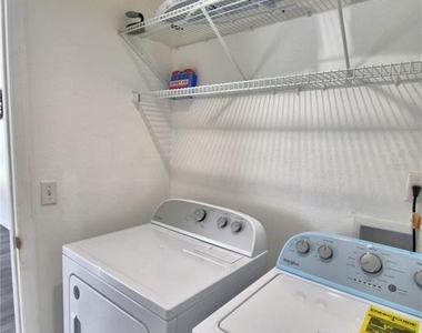 2935 Dickens Circle - Photo Thumbnail 11