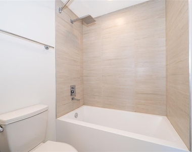 5579 Millenia Park Boulevard - Photo Thumbnail 11