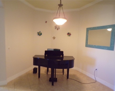 94 Vivante Boulevard - Photo Thumbnail 9