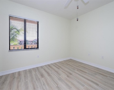 89 Vivante Boulevard - Photo Thumbnail 43