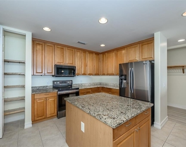 89 Vivante Boulevard - Photo Thumbnail 16