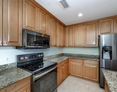 89 Vivante Boulevard - Photo Thumbnail 17