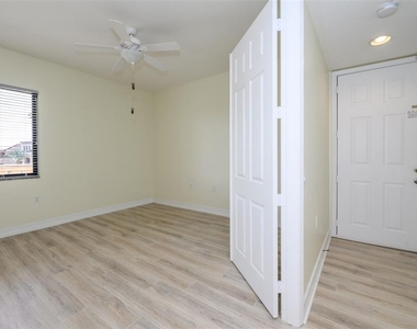 89 Vivante Boulevard - Photo Thumbnail 42