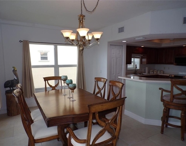 101 N Marion Court - Photo Thumbnail 8