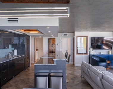 5400 Ocean Boulevard - Photo Thumbnail 21
