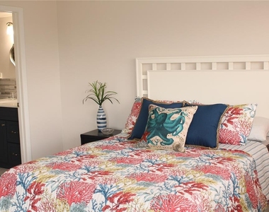 4240 Ironwood Circle - Photo Thumbnail 20