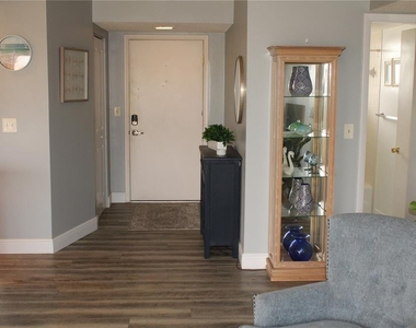 4240 Ironwood Circle - Photo Thumbnail 17