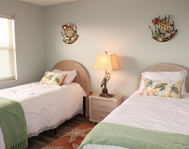 4240 Ironwood Circle - Photo Thumbnail 27