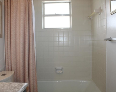4240 Ironwood Circle - Photo Thumbnail 31
