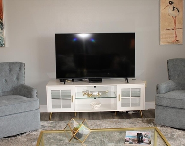 4240 Ironwood Circle - Photo Thumbnail 12