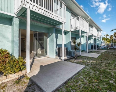 3569 Bee Ridge - Photo Thumbnail 24