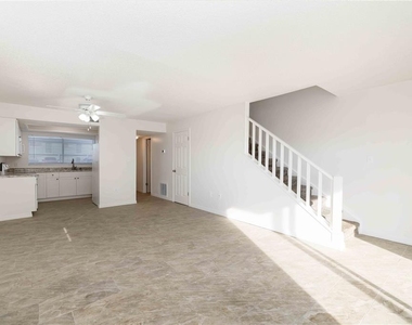 3569 Bee Ridge - Photo Thumbnail 8
