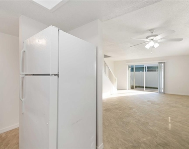 3569 Bee Ridge - Photo Thumbnail 13
