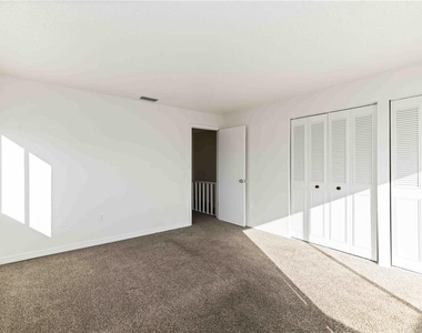 3569 Bee Ridge - Photo Thumbnail 22